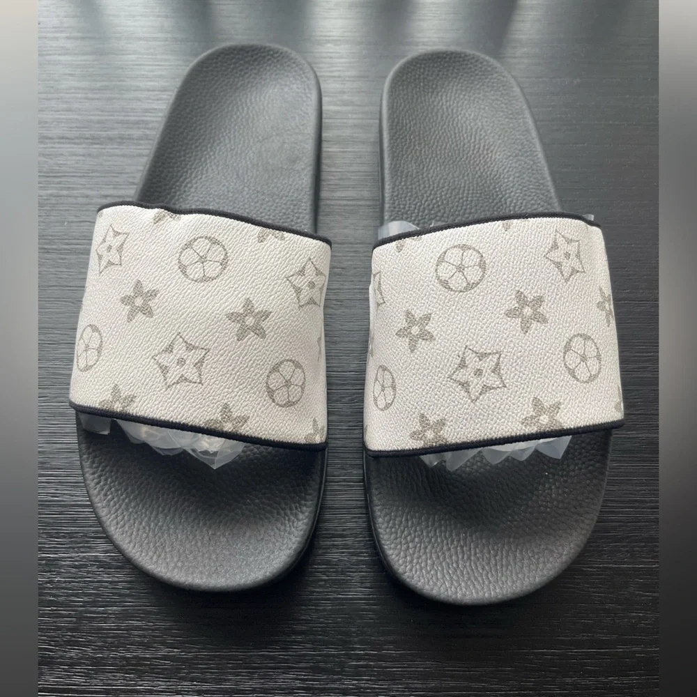 Classic Black and Gray monogram Slide Sandals size 45 EU